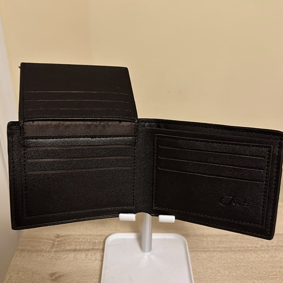 Jeetz Hand Crafted multicolor wallet - Picture 5 of 13